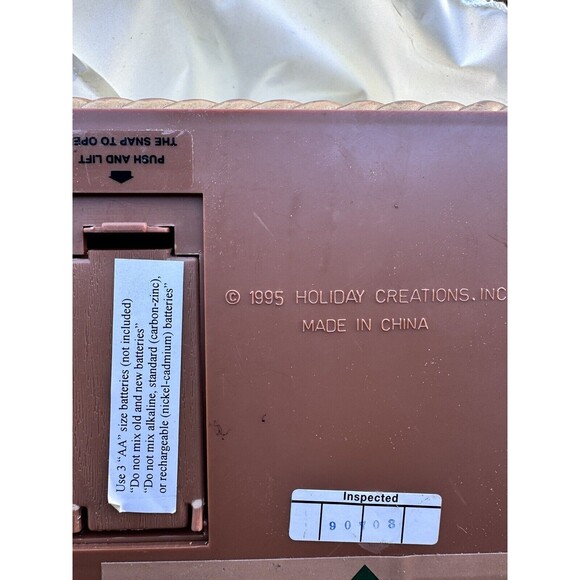 Vintage Holiday Creations Animated Christmas Angel Playing Harp Music 1995 - Picture 9 of 14